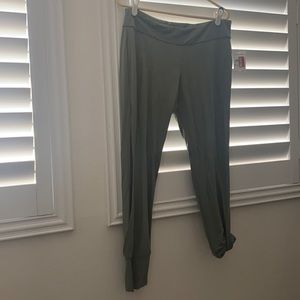 Moss green comfy pants